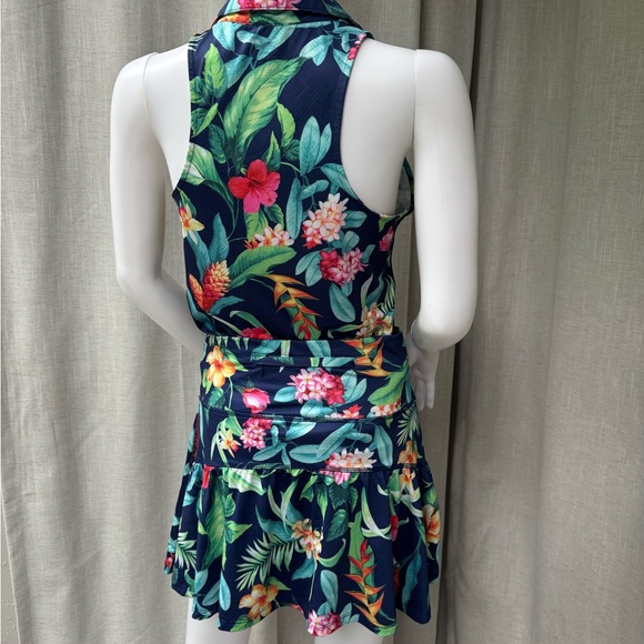 Gottex Hawaiian print golf tennis top (Medium) and skort (Small) set - Picture 2 of 6